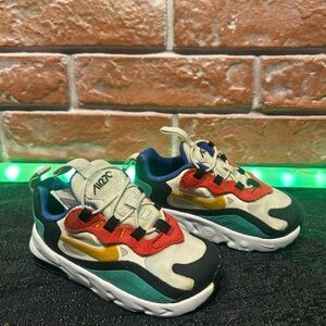 Nike Kids Air Max 270 React Bauhaus White Sneakers Size 6C - NWOB